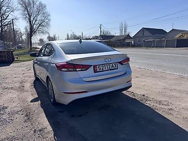 хюндай элантра: Hyundai Elantra: 2018 г., 2 л, Автомат, Бензин, Седан — 4
