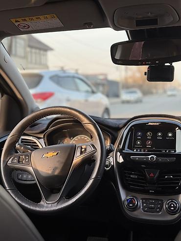 Chevrolet: Chevrolet Spark: 2020 г., 1 л, Вариатор, Бензин, Хэтчбэк — 4