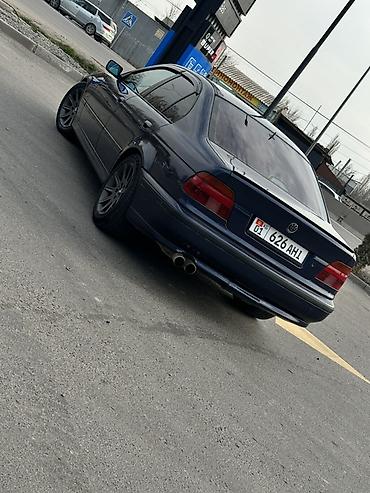 BMW: BMW 5 series: 1987 г., Седан — 5