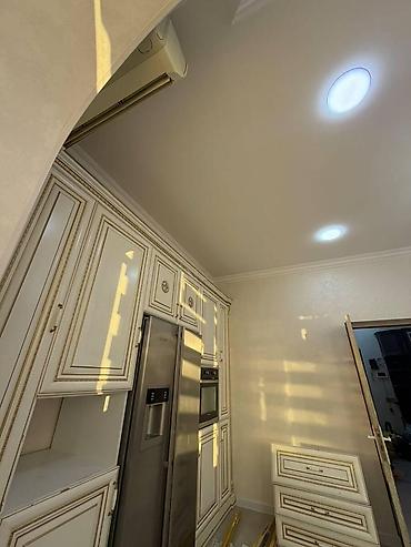 kiraye ev koroglu: İcarəyə verilir 3 otaqlı yeni tikili 145 m², 8 Noyabr m. 1 150 AZN/ay — 3