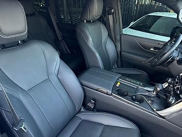 lexs: Lexus LX: 2025 г., 0.5 л, Автомат, Бензин, Внедорожник — 2