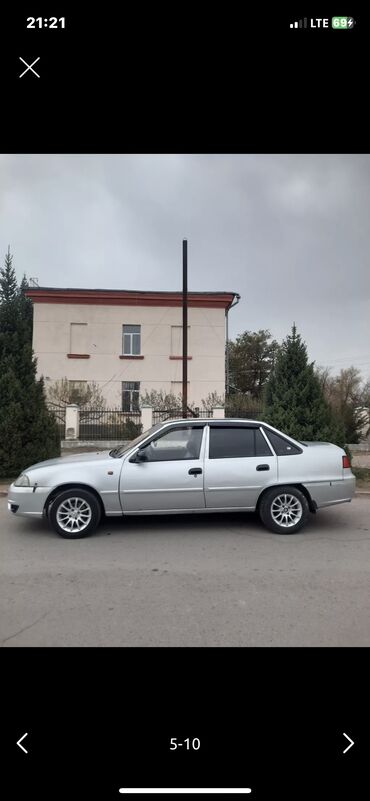 тв на авто: Daewoo Nexia: 2010 г., 1.6 л, Механика, Бензин, Седан