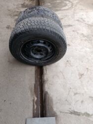 сколько стоит шипованная резина: Продаю зимнию резину на дисках размер 185.70.14 . возможно по