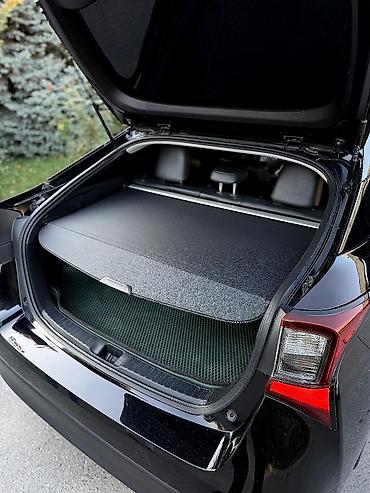 тайота приус в: Toyota Prius: 2019 г., 1.8 л, Вариатор, Гибрид, Лифтбек — 10