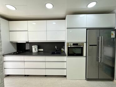 пол дома в бишкеке: Полдома, 45 м², 2 комнаты, Собственник, Евроремонт