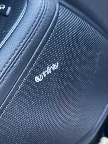 Kia: Kia Optima – ağ rəngli, zərif sedan Xarici xüsusiyyətlər: - Aqressiv — 18