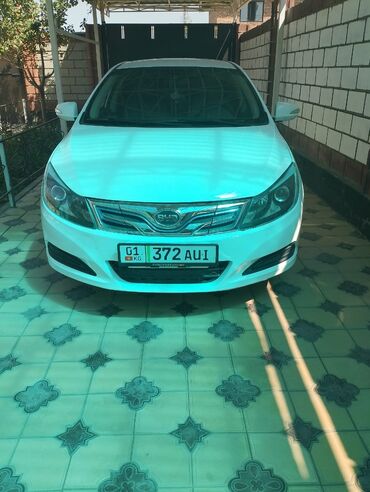 электромобиль neta: Продаю BYD E5 2018 года. Имеется круговой обвес, пока не установлен