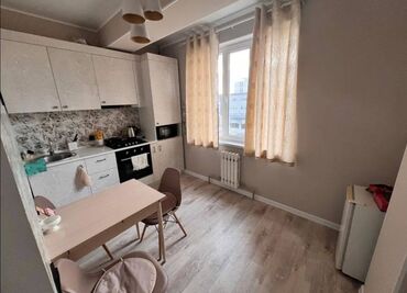 2 комнатные квартиры в бишкеке продажа: 2 комнаты, 46 м², Элитка, 4 этаж, Дизайнерский ремонт