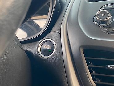 Chevrolet: Chevrolet Spark: 2018 г., 1 л, Вариатор, Бензин, Хэтчбэк — 15