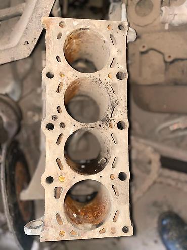 BMW: BMW 3 series: 1985 г., 1.8 л — 3