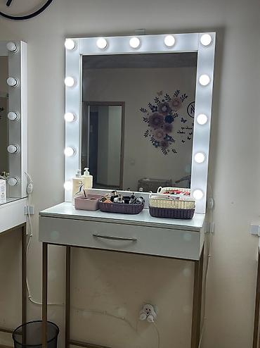 makeup by me: Зеркало для визажистов 3 шт 
Состояние хорошая 
Цена за 1 — 3