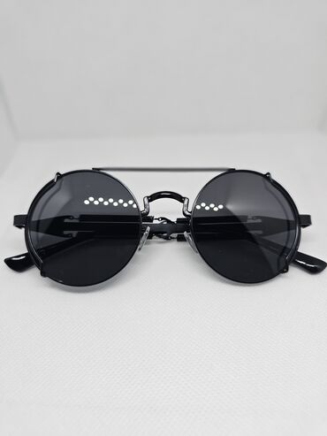 Очки: 😎"Retro pank" stilində qeyri adi dizaynlı günəş eynəyi. ✅️Linzalar