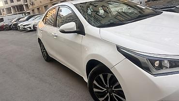 Продажа авто: Toyota Corolla: 2019 г., 1.8 л, Вариатор, Гибрид, Седан — 3