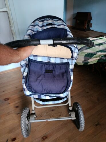 Gəzinti arabaları: İki tutacaqlı araba, Yeni, Cins: Oğlan, Yaş: 1-6 ay, Pulsuz çatdırılma — 3