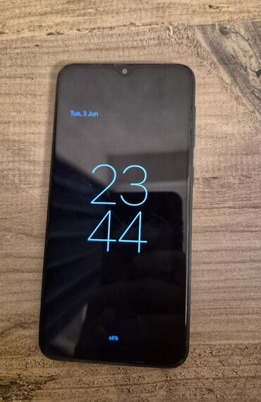Samsung: Samsung Galaxy A10, 32 GB, rəng - Qara, İki sim kartlı