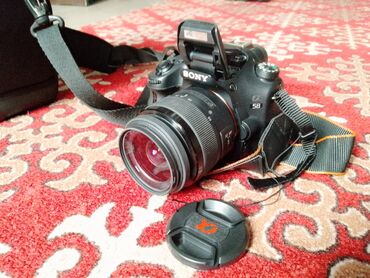 мониторы quantum dot: Зеркальная камера Sony Alpha SLT-A58 с комплектным объективом и