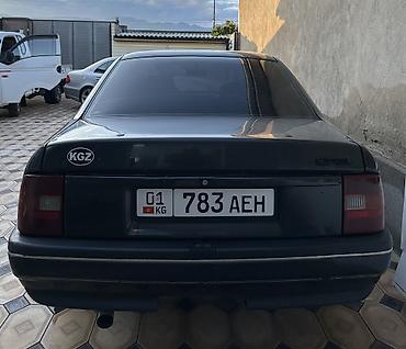 купить вакуум: Opel Vectra: 1989 г., 2 л, Механика, Бензин, Седан — 4