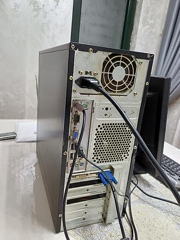 Masaüstü kompüterlər və iş stansiyaları: Masaüstü kompüter dəsti Tərkib: - Sistem bloku – ön paneldə — 4