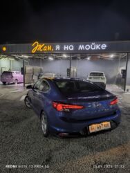 продаю или меняю на квартиру: Hyundai Elantra: 2020 г., 2 л, Вариатор, Бензин, Седан