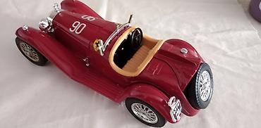 Umetnost i kolekcionarstvo: Burago Alfa Romeo 2300 Spider 1932. god. Italy, fali staklo i d. far — 3