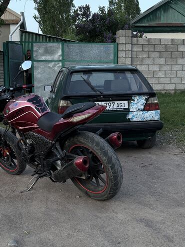 купить трехколесный мотороллер: Спортбайк 300 куб. см, Бензин, Взрослый, Б/у