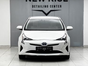 Toyota: Toyota Prius: 2016 г., 1.8 л, Гибрид