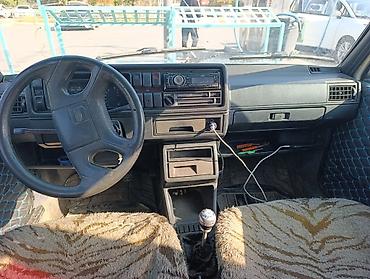 джаз авто: Volkswagen Jetta: 1984 г., 1.8 л, Механика, Бензин, Седан — 5