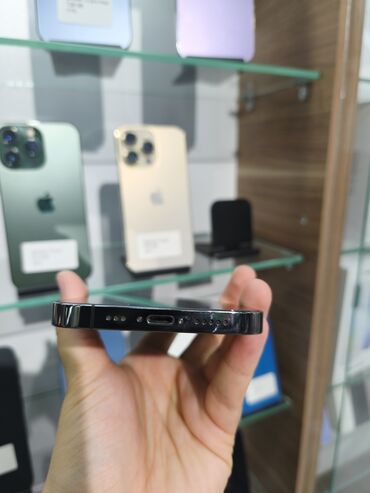 Apple iPhone: IPhone 13 Pro, Graphite, Face ID — 7