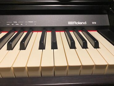 Pianolar: Piano, Roland, Akustik, Yeni, Ünvandan götürmə