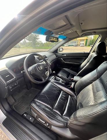 эксковатор мтз: Honda Accord: 2004 г. — 4