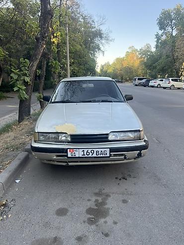 626 ge: Mazda 626: 1988 г., 2 л, Механика, Бензин, Седан — 4