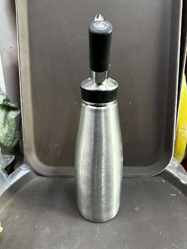 Кондитерский инвентарь: Сифон для взбитых сливок/пен и соусов - Материал корпуса: нержавеющая — 54