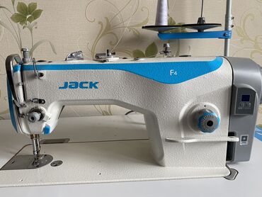 Оборудование для бизнеса: Продаю швейную машину JACK F4 в хорошем состоянии