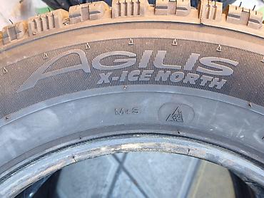 скоростя: Шины 235 / 65 / R 16, Зимняя шипованная, Б/у, Пара, Легкий коммерческий транспорт (C/LT), Michelin — 3