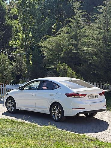 hyundai sonata 2 turbo: Hyundai Elantra: 1.6 l | 2018 il Sedan — 5