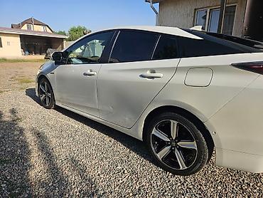 Toyota: Toyota Prius: 2018 г., Автомат, Гибрид, Хэтчбэк at lalafo.kg — 2 Toyota: Toyota Prius: 2018 г., Автомат, Гибрид, Хэтчбэк — 2