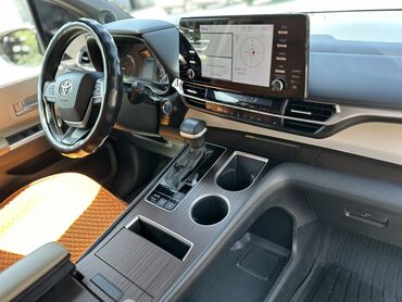 Toyota: Toyota Sienna: 2021 г., 2.5 л, Автомат, Гибрид, Минивэн — 7