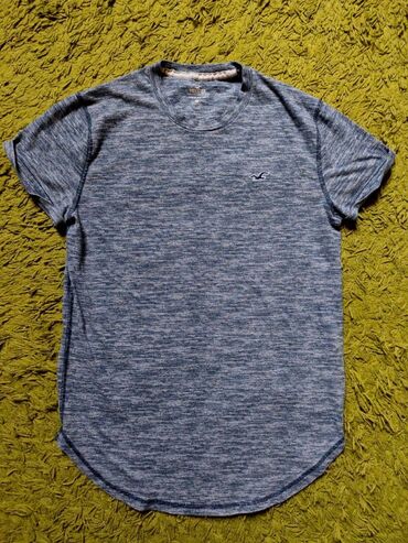 nike majica sa kragnom: Men's T-shirt S (EU 36), bоја - Siva