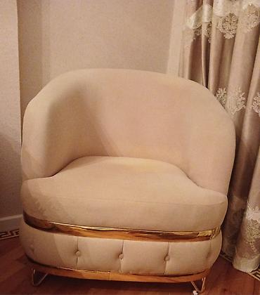 Divan və kreslo dəstləri: Divan kreslo desti. Divanda hec bir difekt problem yoxdur 2 kresloda — 5