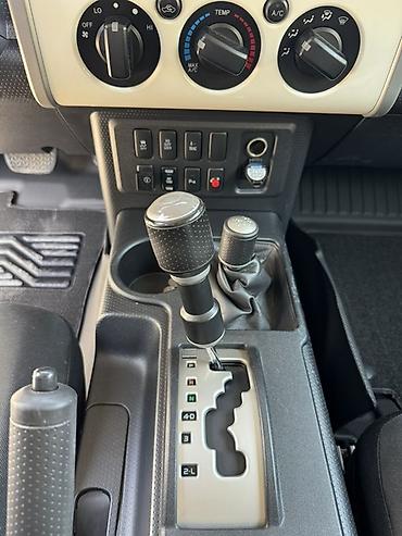 шноркеля: Toyota FJ Cruiser: 2011 г., 4 л, Автомат, Газ, Внедорожник — 7