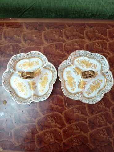 xiyar turşusu qiymeti: 2 si birlikdə 8 azn