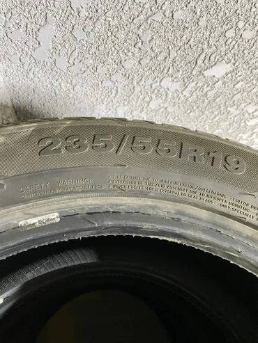 портативный насос для шин: Шины 235 / 55 / R 19, Зима, Б/у, Комплект, Внедорожные (АТ/МТ)
