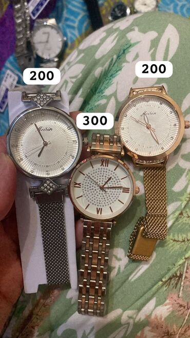 цепочки женские: Распродаю женские часы, остатки от магазина