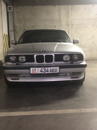 BMW: BMW 5 series: 1992 г., 2.5 л, Механика, Бензин, Седан