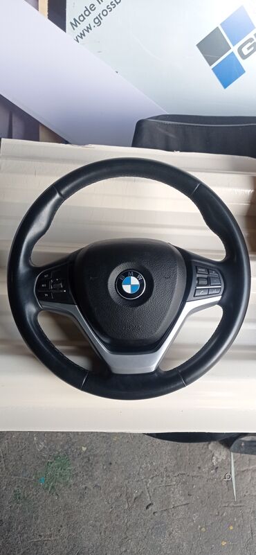 bmw 1 серия 114d mt: BMW F15 sükanı. ideal veziyyetde