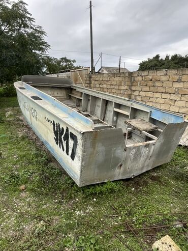 Tavan: Alüminium korpuslu qayıq gövdəsi - Material: tam metal/alüminium