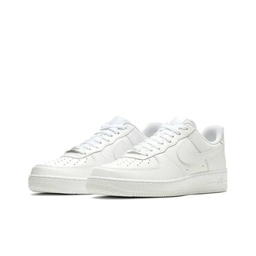 air force 1 white: Продаю кроссовки Nike Air Force White! Идеальный выбор для стильных и