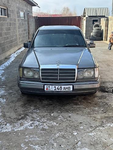 Mercedes-Benz: Mercedes-Benz W124: 1992 г., Седан — 4