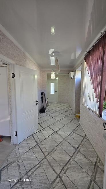 жер ак ордо 1: 6 бөлмө жана андан көп, 200 м², 6 соток, Гүлбаар, Менчик ээси — 7