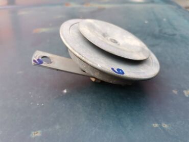 Auto delovi: Sirena Lada 2121,21213,21214 Niva broj 6. Polovno, ocuvano. Skinuto — 3